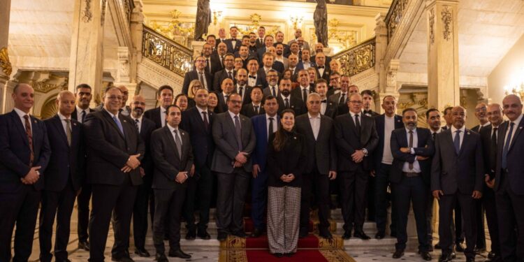 النساجون الشرقيون تكشف عن أحدث منتجاتها في OW Egypt Market Week