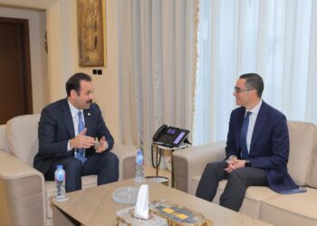 رئيس جهاز مستقبل مصر يبحث مع وزير الاستثمار خارطة فرص استثمارية متكاملة