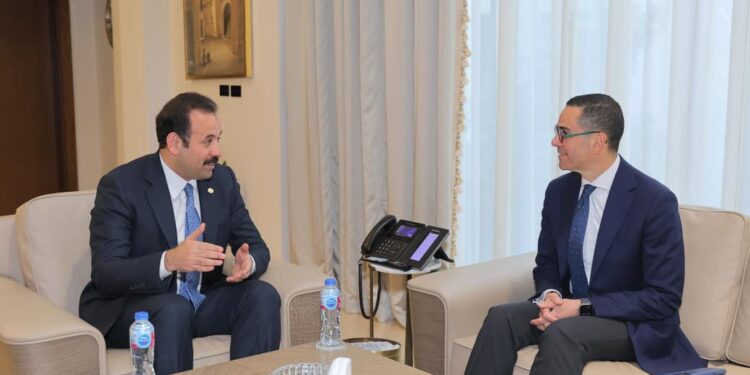 رئيس جهاز مستقبل مصر يبحث مع وزير الاستثمار خارطة فرص استثمارية متكاملة