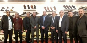 بالصور .. إقبال كبير على اليوم الأول من معرض القاهرة الدولي للجلود