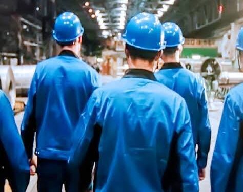 قرار وزاري جديد ينظم ساعات العمل بالمصانع وفق قانون العمل الجديد