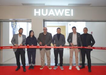 هواوي تفتتح متاجر جديدة بخصومات تصل إلى ٥٠٪ وخيارات دفع مرنة