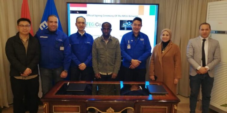 مجموعة العربي تفتح أسواقًا جديدة في غرب أفريقيا باتفاق لتصدير الزجاج الهندسي