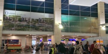 المصريين أوت دور توقع تعاقدًا مع أوراسكوم للتنمية لتسويق مشروع Siyal Makadi Heights عبر شاشات مطار القاهرة الدوليالقاهرة يناير 2026