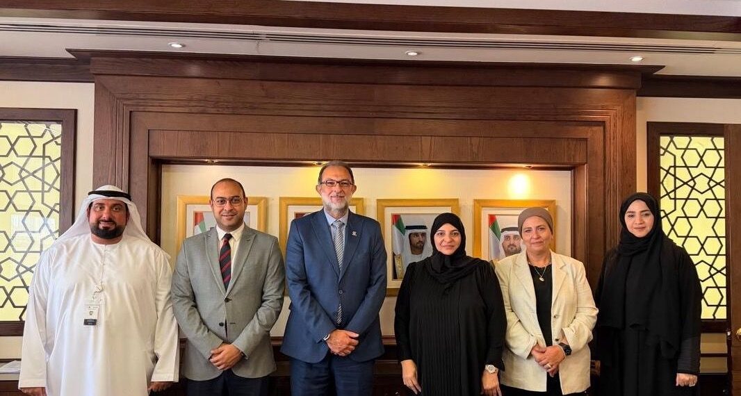 على هامش «جلفود دبي».. رئيس هيئة سلامة الغذاء يبحث مع بلدية دبي تعزيز التعاون وتبادل الخبرات