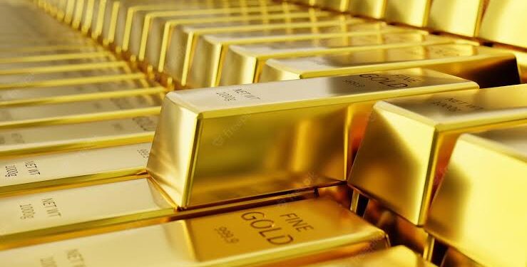 «آي صاغة»: الذهب يواصل الصعود محليًا بدعم مكاسب أسبوعية قوية عالميًا واقتراب الأوقية من 5 آلاف دولار