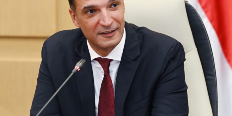 ما الذي يحمله خالد هاشم لقطاع الصناعة في أول تصريحاته؟