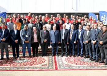  من «الأهرام» إلى «فريش».. وزير الصناعة يتابع إنتاج الكوالين والكباسات والسخانات