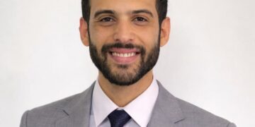 الاستثمار في الذهب.. أداة لكبح التضخم أم تحدٍ جديد أمام البنوك