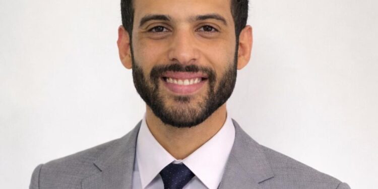 الاستثمار في الذهب.. أداة لكبح التضخم أم تحدٍ جديد أمام البنوك