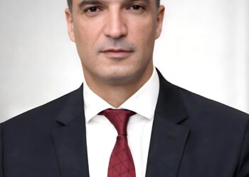 عاجل … وزير الصناعة يعلن طرح 1272 قطعة أرض صناعية  بمساحة 9.78 مليون متر مربع في 23 محافظة