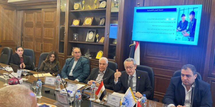 "رجال أعمال إسكندرية" وغرفة دبي يستعرضان آليات دعم بيئة الأعمال وفرص الربط بين المستثمرين