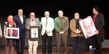 بالصور .. المركز الثقافي الروسي يحتفي بمسيرة محمد صبحي الثقافية والفنية في مدينة سنبل