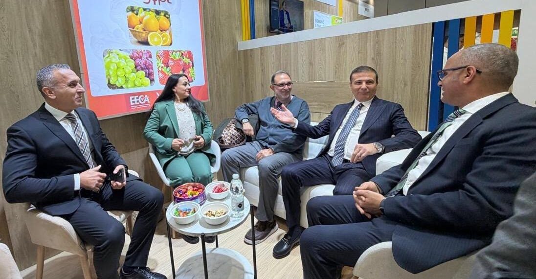 رئيس "سلامة الغذاء" يشارك وزير الزراعة في افتتاح الجناح المصري بمعرض فروت لوجيستيكا الدولي ببرلين