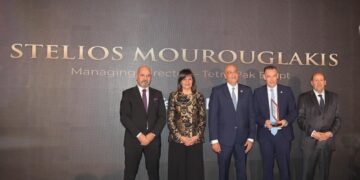 استثمارات 170 مليون جنيه في إعادة التدوير تقود “تتراباك مصر” للفوز بجائزة “أثر”