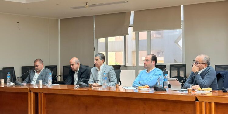 التصديري للأثاث يناقش خطط النهوض بالصادرات ويضع مقترحات لتفادي التداعيات المحتملة للتوترات الجيوسياسية