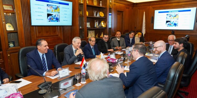 جمعية رجال أعمال الإسكندرية تبحث مع السفير البريطاني تعزيز التعاون التجاري وفرص الاستثمار المشترك