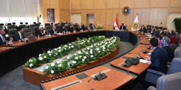 وزير الصناعة خلال لقاء مع اتحاد الصناعات: نستهدف رفع صادرات الرخام والجرانيت إلى مليار دولار سنوياً.