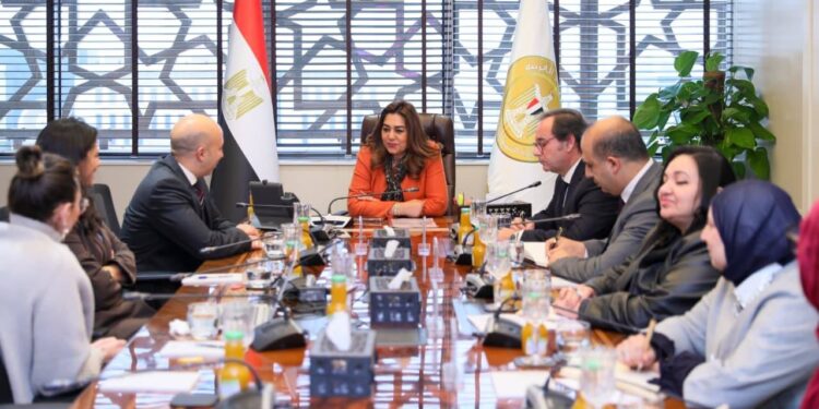 وزيرة التنمية المحلية تستعرض مع لوريال مصر خارطة الطريق نحو الاستدامة والتحول الأخضر